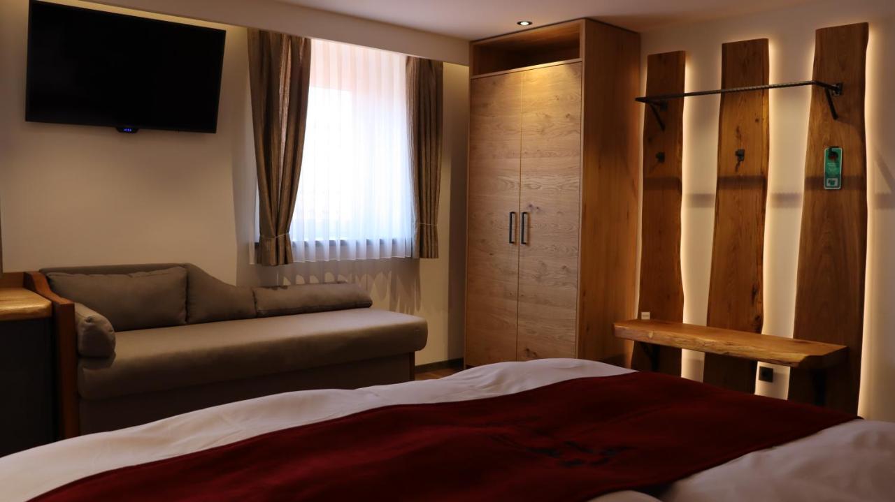 Landsteakhaus Hotell Marxheim Exteriör bild