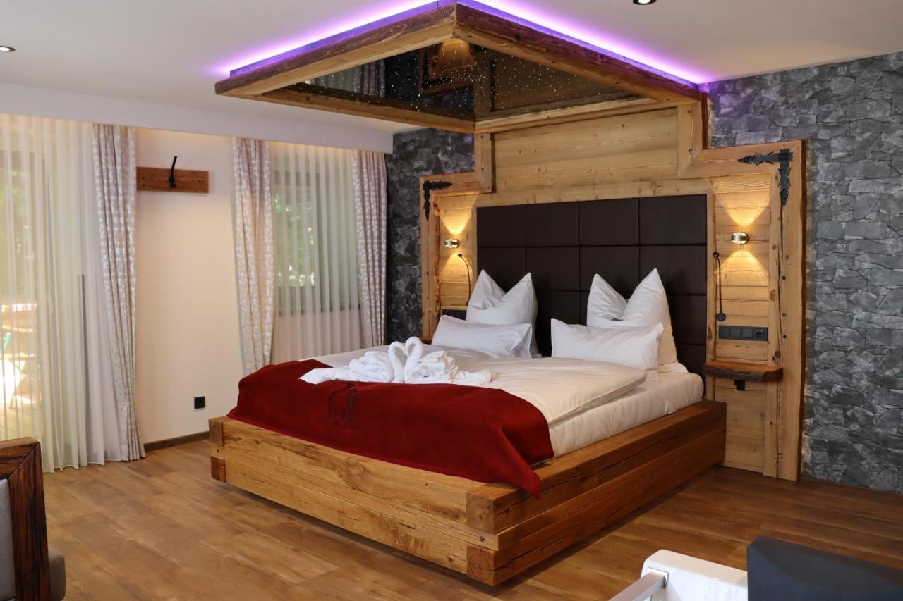 Landsteakhaus Hotell Marxheim Exteriör bild