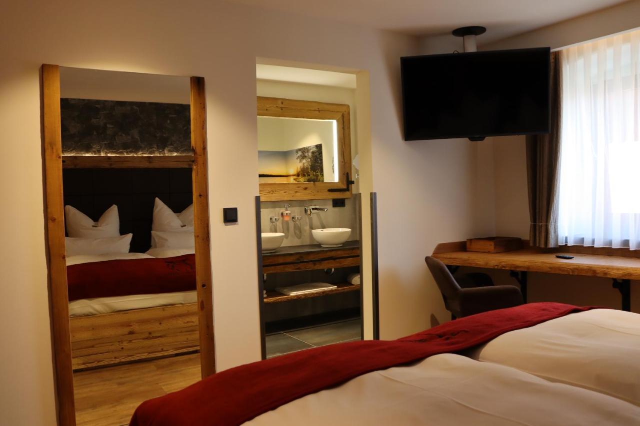 Landsteakhaus Hotell Marxheim Exteriör bild